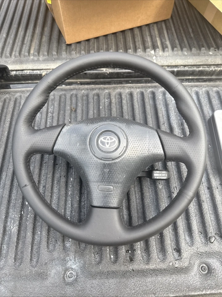 Volante TOYOTA COROLLA MATRIX CELICA cuero ZZT231 increíble estado Foto 1 de 4