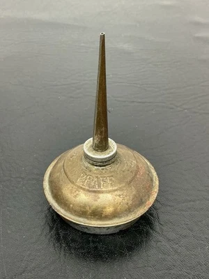 Engrasador de máquina de coser Pfaff lata de aceite para pulgar de latón de colección Foto 1 de 4