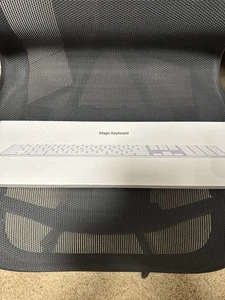 Brand New Apple Magic Keyboard w/ Numeric Keypad Key Silver & White USA English - Picture 1 of 1