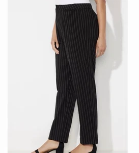 NWT Catherines  Womens 26WP Petite Black Stretch Pin Stripe Universal Pant - Picture 1 of 9