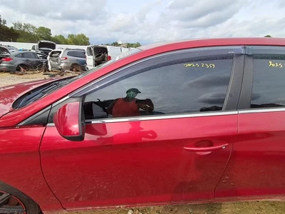 Used Front Left Door Assembly Front fits: 2017 Hyundai Sonata electric VIN 2 5th - Imagem 1 de 4