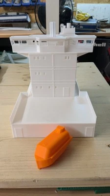 Maqueta de barco construcción buque portacontenedores + barco de rescate de caída libre  - Imagen 1 de 4