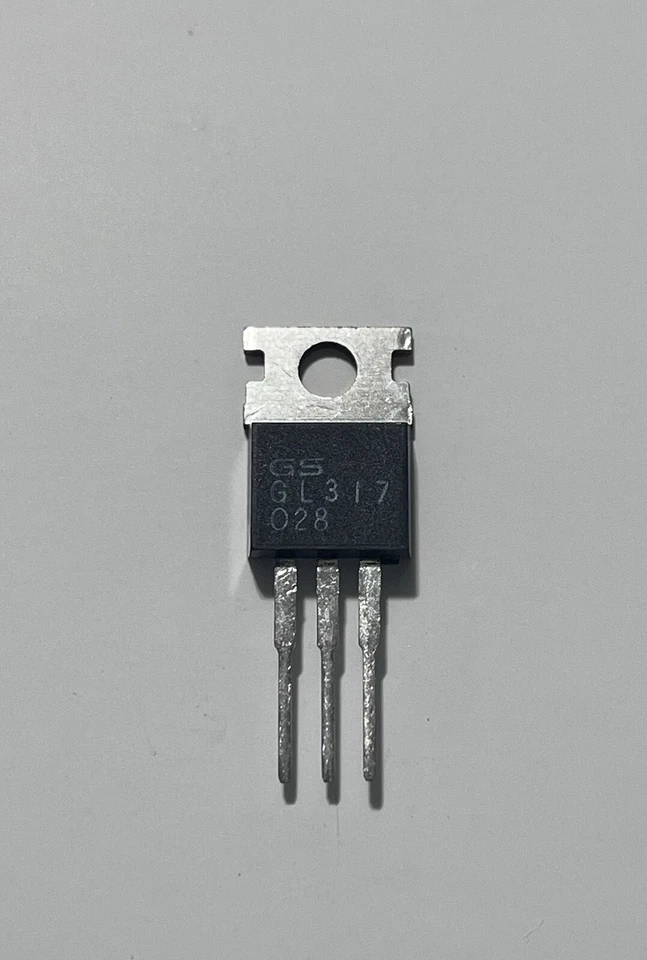 2 Pcs LM317T LM317 1.2 V to 37 V Adjustable Voltage Regulators TO-220 - Image 1 of 1