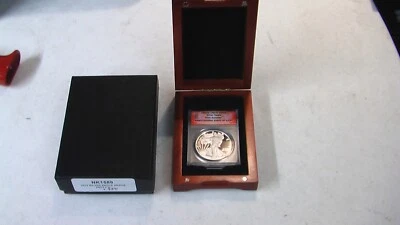First Release Eagle coin 2010 W ANACS PR 70 D-Cam   Boxed  New Minty - Image 1 of 4