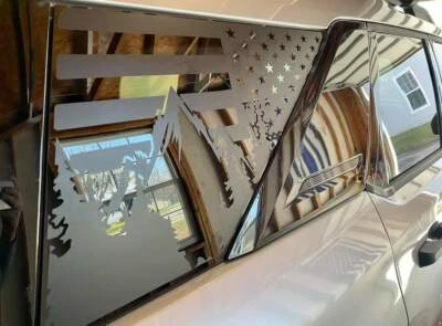 Adesivos de janela American Flag Mountain Scene para 2021-24 Ford Bronco Sport pré-cortados - Imagem 1 de 4