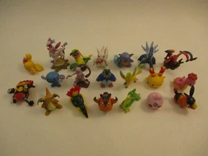 Lot 20 Assorted Pokemon Mini Vinyl Plastic Figures Tomy Nintendo Toys - Picture 1 of 12