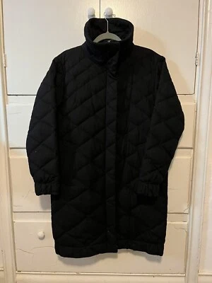 Gabardina de plumón de lana NAU Cocoon acolchada negra talla S Foto 1 de 3