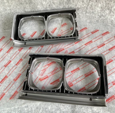 Toyota Crown MS80 MS83 MS85 Headlamp Cover Pair Front Light Housing NOS JAPAN - Изображение 1 из 4