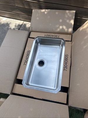 Elkay ELUHAD281655 Lustertone Undermount Single Basin Stainless Steel #77 - Image 1 of 3