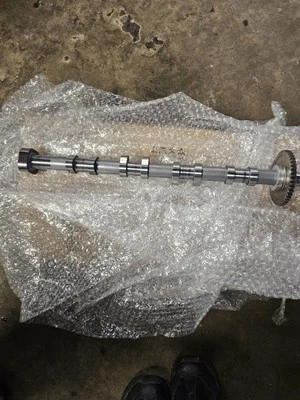 Audi A3 A4 A5 VW GTI Jetta CC Golf OEM Intake Camshaft 06h109571g, 06L109021D  - Image 1 of 3