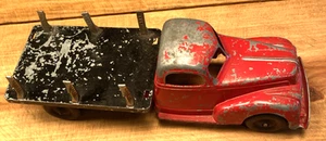 VINTAGE 1950s HUBLEY KIDDIE TOYS #470 LOG TRUCK - Picture 1 of 14