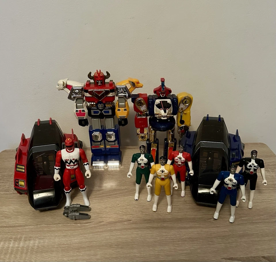 Lote De Colección Raro Power Rangers Años 90 Bandai Lost Galaxy Megazord Ninja Sentai Foto 1 de 4