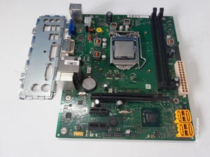Fujitsu Motherboard With I/O Shield D2990-A31 LGA1155 DDR3 MICRO ATX - Afbeelding 1 van 10