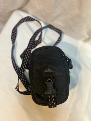 Bolso Compacto para Cámara Samsonite Vintage Rosa y Negro - Pequeño Estuche Acolchado con Correa Foto 1 de 4