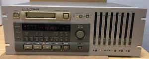 (VINTAGE) TASCAM DA-88 Digital Multi-Track Rack Mount Recorder 8-Ch -  Powers On - Picture 1 of 8