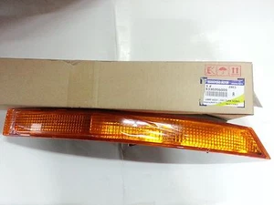 Genuine FRONT TURN SIGNAL LAMP-RH Yellow SSANGYONG KORANDO #8330206000 +Express - Bild 1 von 6