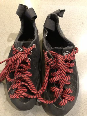 Five Ten 5-10 Stealth C4 Rock Climbing Shoes (US 5, EU 35.5, UK 3) - Image 1 of 3