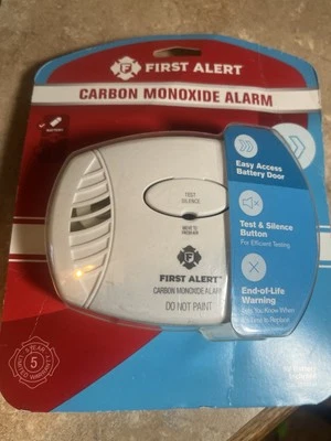 First Alert Carbon Monoxide Alarm  1039718 9v Battery Operated - Image 1 of 2