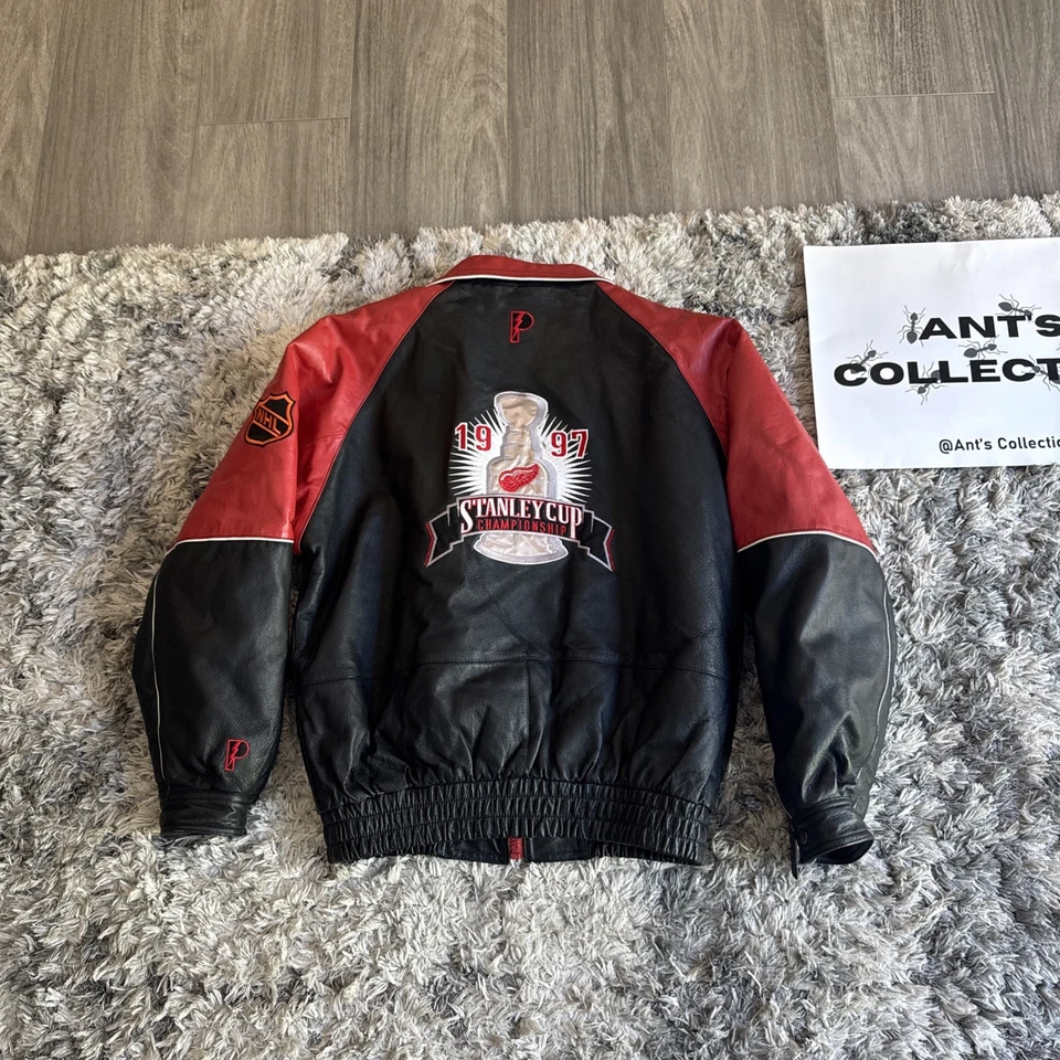 Vintage Pro Player Detroit Red Wings Stanley Cup Champions 1997 Leather Jacket - Image 1 of 4