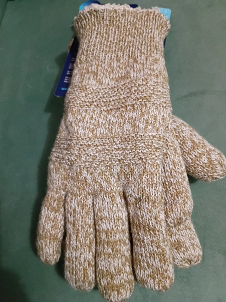 Isotoner Womens Gloves One Size smartDRI Camel White Chevron Design With Tag
