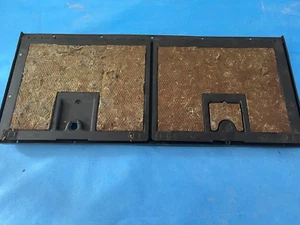 1992-96 CORVETTE REAR COMPARTMENT STORAGE DOORS USED GM - Foto 1 di 1