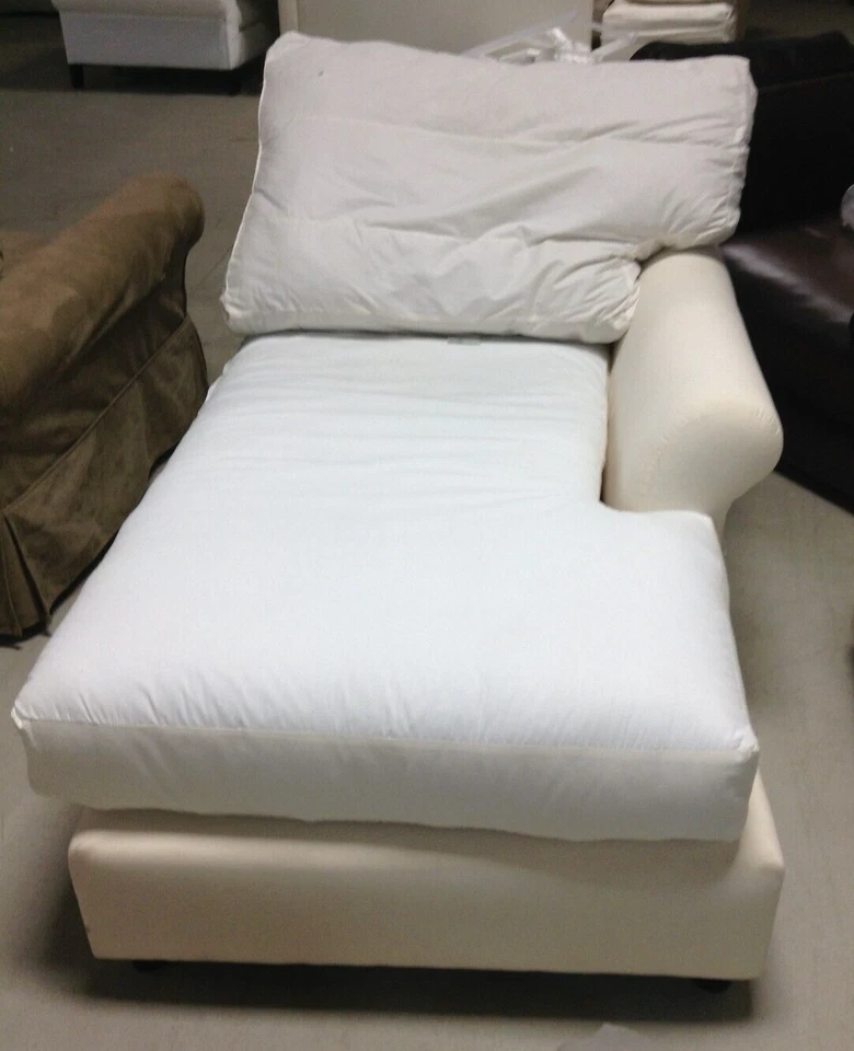Chaise Lounge Pottery Barn PB COMFORT rollo seccional brazo derecho CAJA POLI Foto 1 de 1