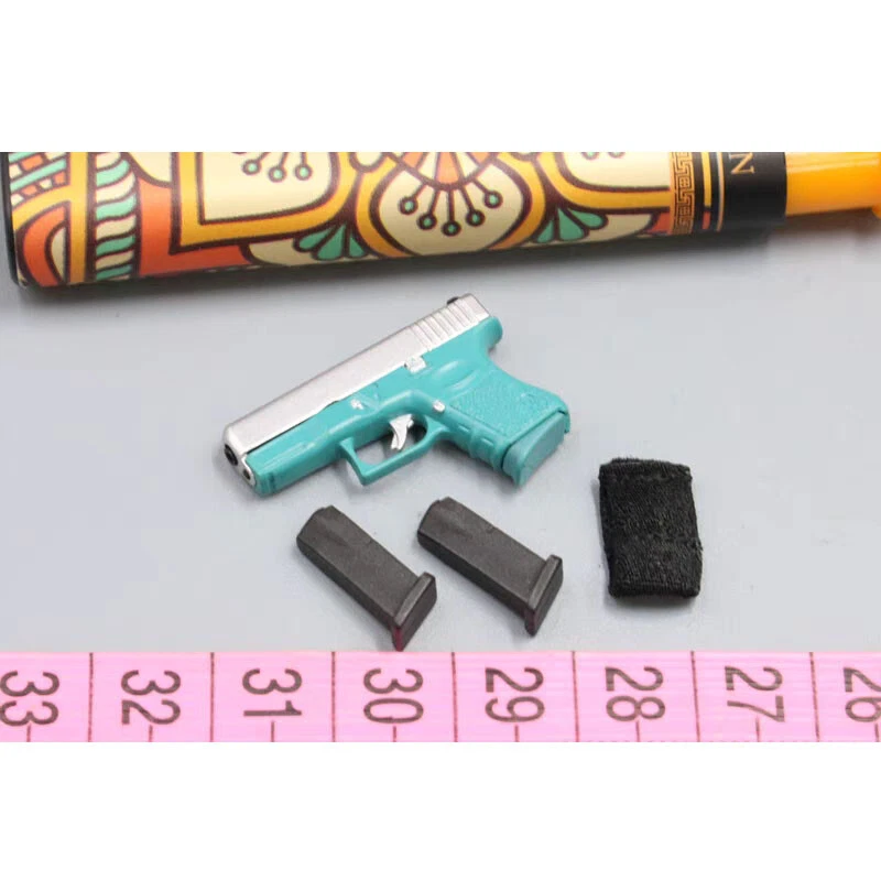 VTS TOYS VM-019R 1/6 Scale DARKZONE AGENT TRACY Pistol Model - Image 1 of 1