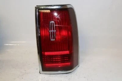 Extremos de luz trasera derecha de pasajero para Lincoln y Town Car 2035 90-92 Foto 1 de 4