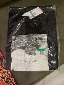 Supreme Air Jordan Biggie Tee Black Size XL New Notorious BIG - Picture 1 of 6