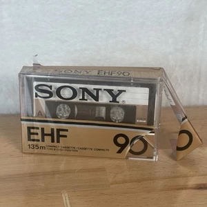 BRANDNEU GERISSEN KUNSTSTOFF SONY EHF 90 135M CRo2 TYP II LEERKASSETTE BAND - Bild 1 von 4