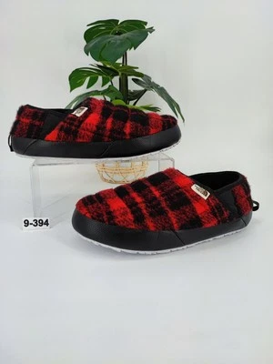 Zapatillas de tracción a cuadros rojas Thermoball The North Face para mujer talla 9 EE. UU. Foto 1 de 4