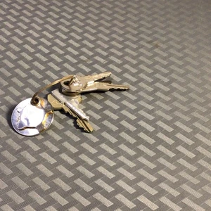 BASSETT 4 WAY POCKET SCREWDRIVER FOB WITH CESSNA KEY - Picture 1 of 11