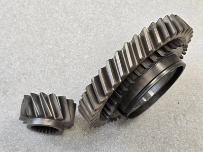 BONITO JUEGO DE ENGRANAJES ORIGINAL PORSCHE 924 VA 1ª VELOCIDAD "DD" 14:39 4/79 #55 Foto 1 de 4