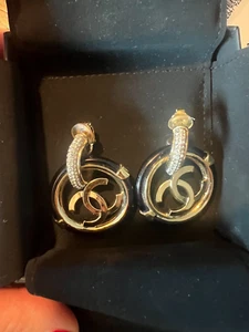 chanel earrings clip on - Picture 1 of 2