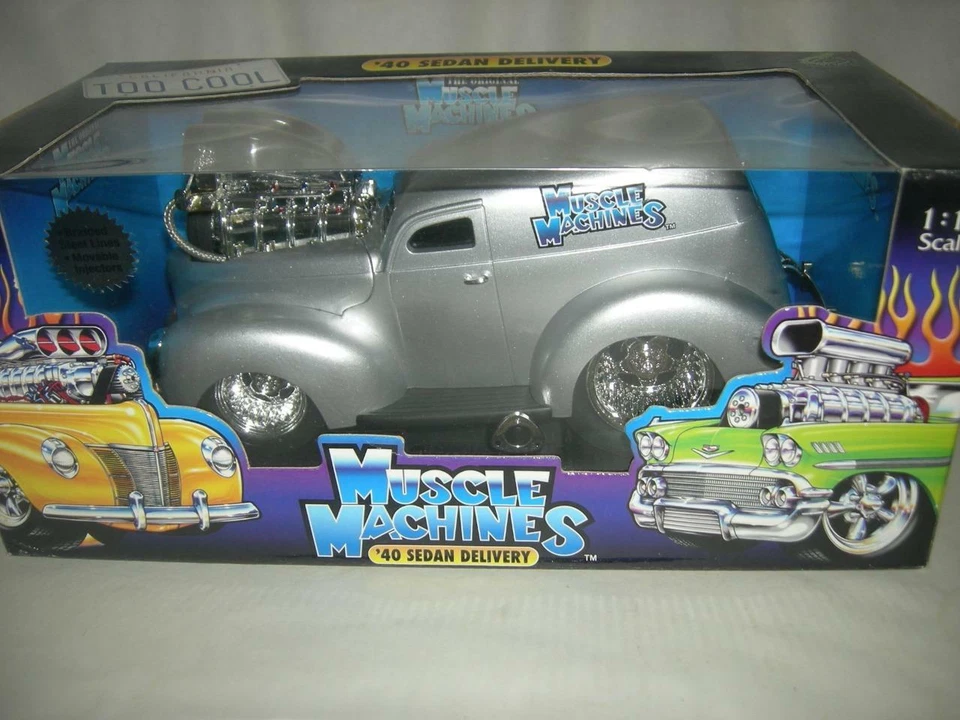 1941 WILLYS COUPE 2001 FUNLINE MERCHANDISE INC. MUSCLE MACHINES 1 18