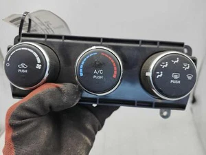 11 13 JEEP WRANGLER Heater A/c Control ID P55111168AF OEM D2125 - Picture 1 of 2