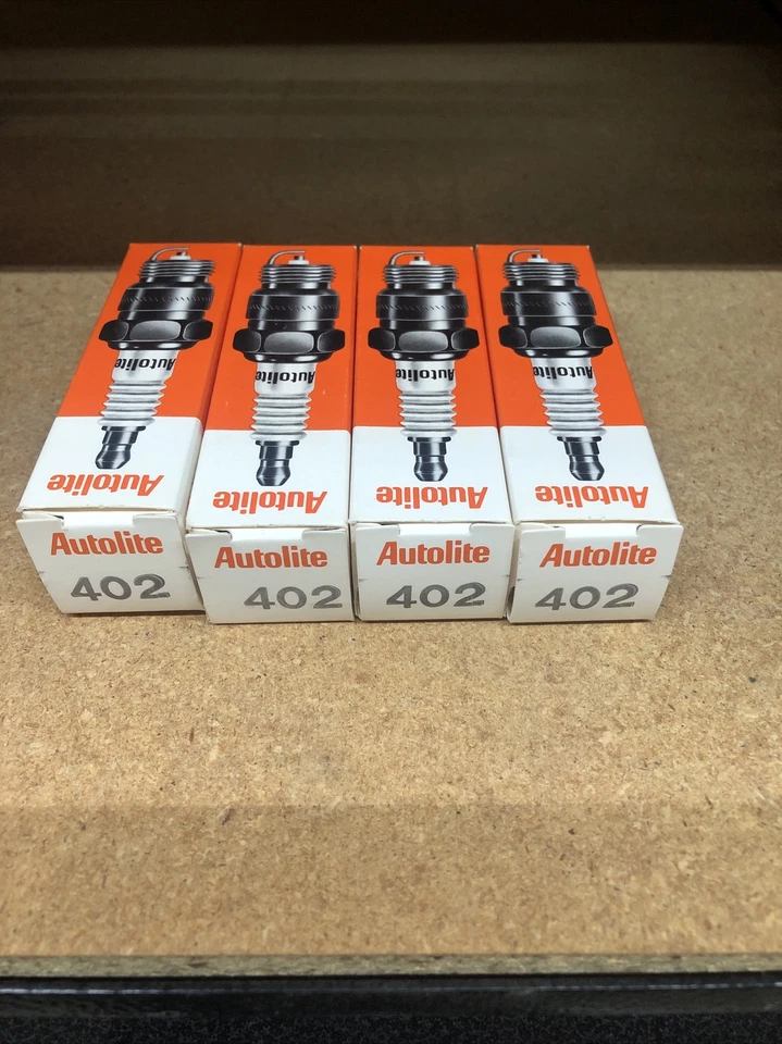(4) NUEVAS BUJÍAS RESISTENCIA AUTOLITE 402 PARA 67-78 ALFA ROMEO PORSCHE RENAULT Foto 1 de 2
