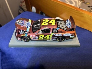 1998 Action 1:24 Jeff Gordon Dupont CHROMALUSION Stock Car Bank/15,000 MIB - Picture 1 of 4