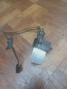 BMW E53 X5 00-06 OEM AC BLOWER RESISTOR, PART # 6 931 680 - Picture 1 of 3