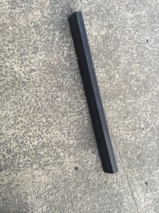 Docking Rubber E P D M 100 x 85 x 665 mm HEAVY DUTY Truck Trailer Wharf Bay BOAT - Picture 1 of 4