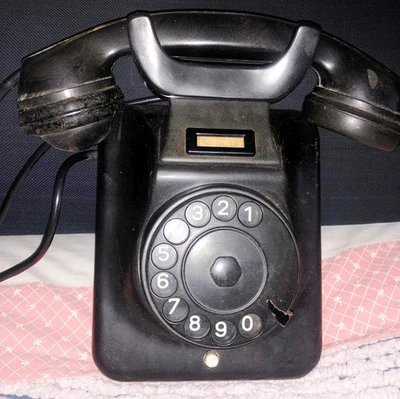 INTROVABILE TELEFONO SIP A DISCO FISSO DA MURO NERO FUNZIONANTE - Immagine 1 di 4