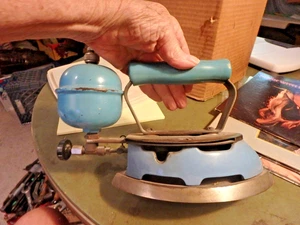 Plancha combustible azul Insta-lite COLEMAN 4A vintage 3S. -desgaste de color menor - Imagen 1 de 3