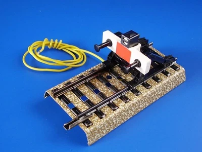 MARKLIN H0 - 7191 - Stop Block with Lantern - M Track / EXC - Image 1 of 2