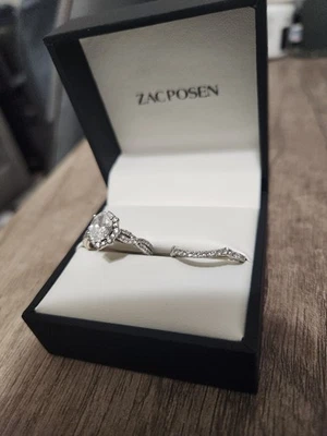 Комплект женских обручальных и обручальных колец - Изображение 1 из 3