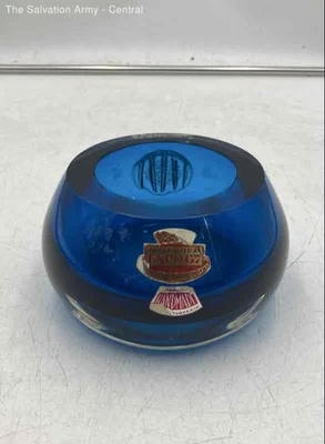 Ceniceros decorativos de vidrio azul hechos a mano expuestos en la Expo 67 coleccionables Foto 1 de 4