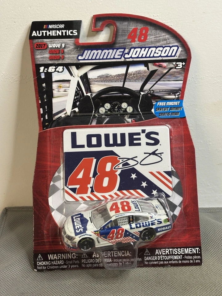 Jimmie Johnson 2017 Lowe’s Patriotic 1/64 Nascar 正品压铸 — 第 1/1 张图片