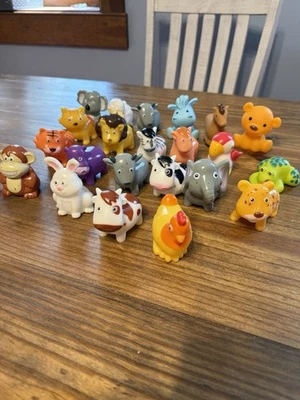 Lote de 24 animales de juguete de agua de baño de goma Foto 1 de 4