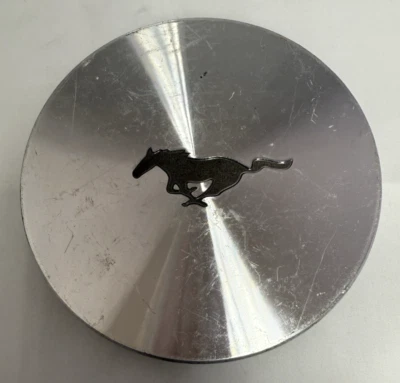 Tapacubos central de rueda Ford Mustang 1996-1998 17"" F7ZC-1A096-AA Foto 1 de 4