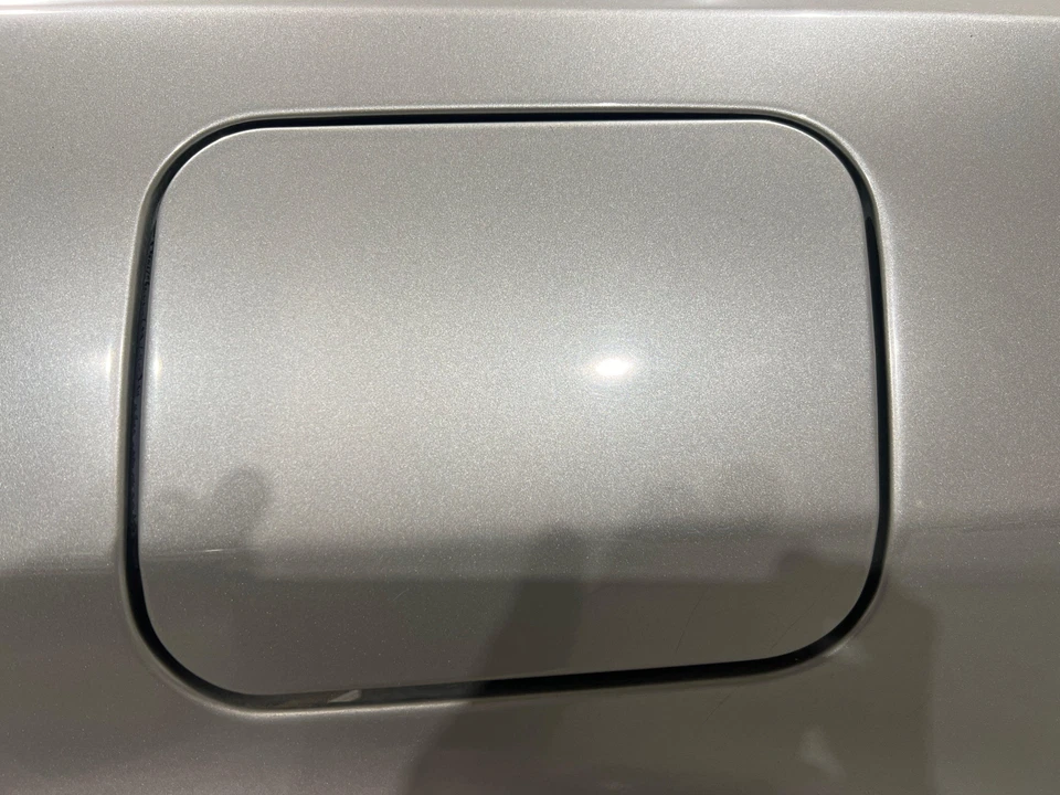 2005 - 2010 Chrysler 300 Satin Jade Pearlcoat-PP4 Fuel Tank Door - Image 1 of 1