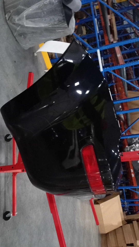 Conjunto de parachoques trasero usado para: Mercury Mariner VIN 3 2008 híbrido de octavo dígito Foto 1 de 4